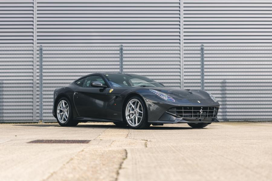  Ferrari F12berlinetta 2014 года  (UK) (фото 197 из 276)